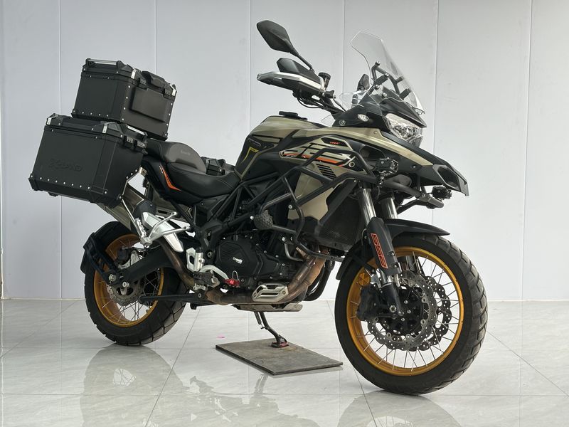 二手贝纳利TRK552