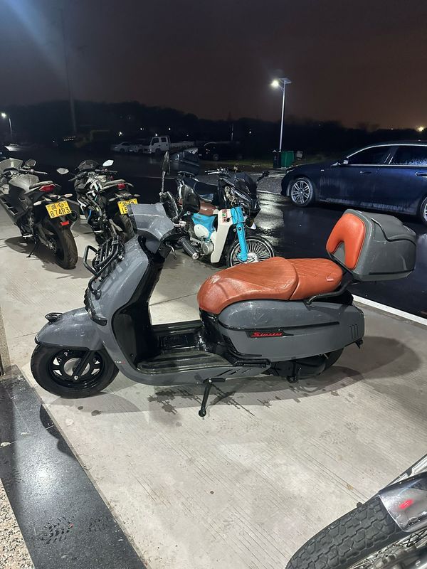 二手维多利亚Seventies 150i