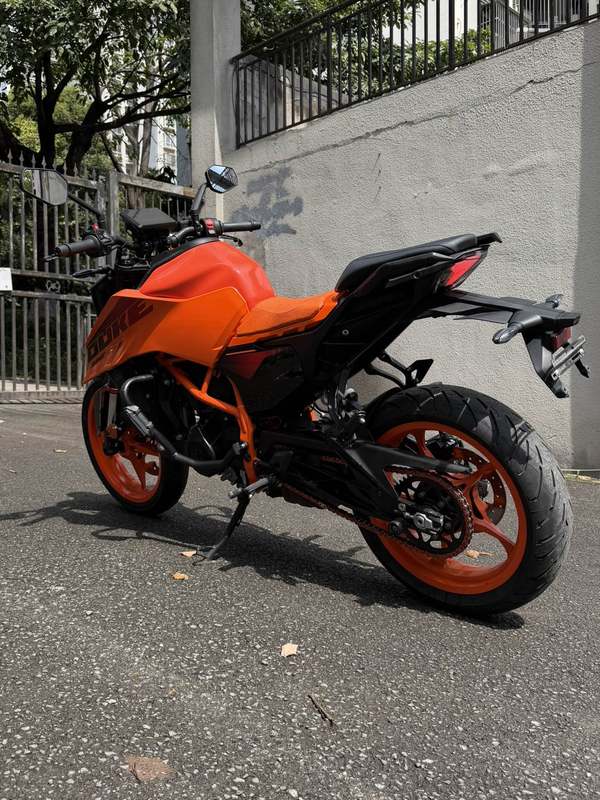 二手KTMR2R390 Duke