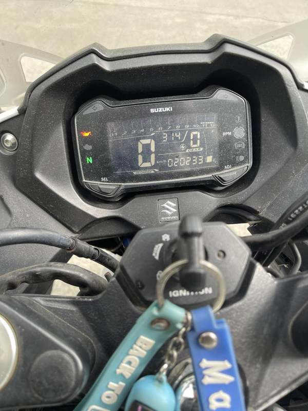 二手豪爵铃木GSX250R