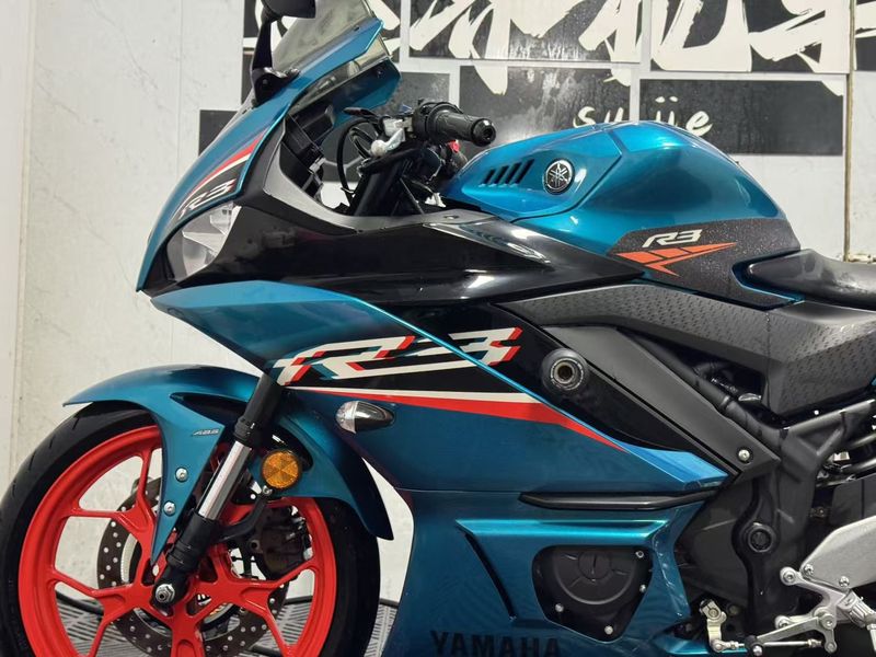 二手雅马哈YZF-R3