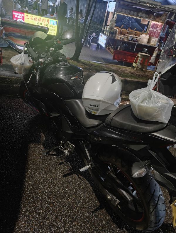 二手豪爵铃木GSX250R