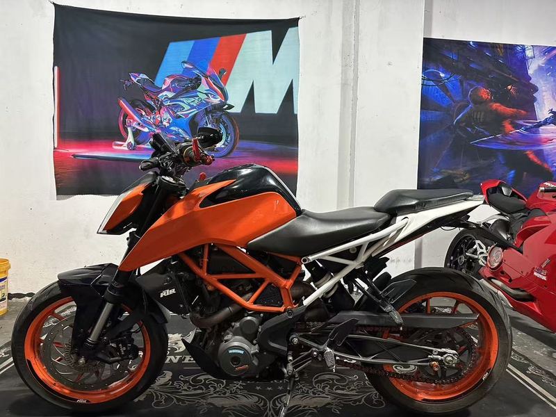 二手KTMR2R390 Duke