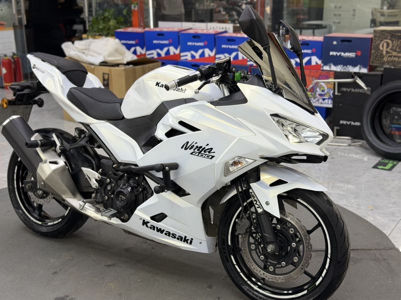 二手川崎Ninja 400