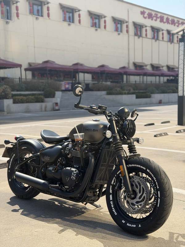 二手凯旋Bonneville Bobber