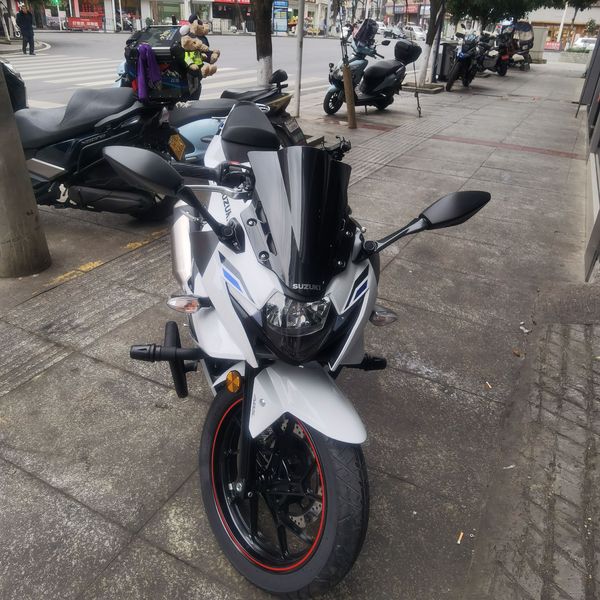 二手豪爵铃木GSX250R