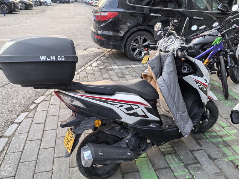 二手新大洲本田裂行 RX125Fi