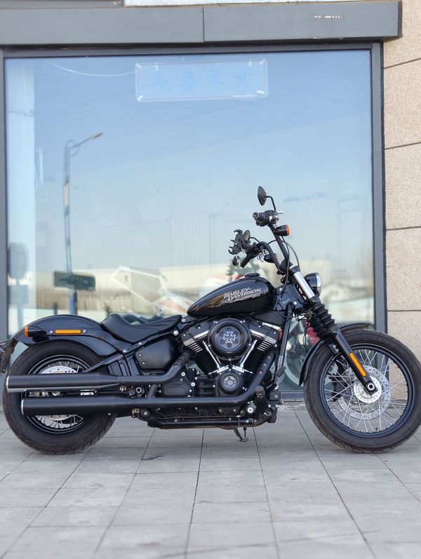 二手哈雷戴维森街霸 Street Bob