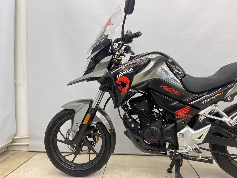 二手五羊本田猛鸷 CB190X