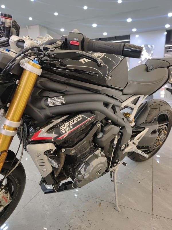 二手凯旋Speed Triple 1200