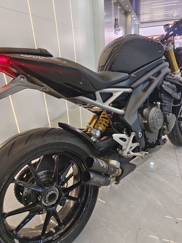 二手凯旋Speed Triple 1200