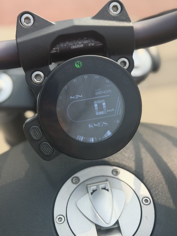 二手奔达Rock300 灰石