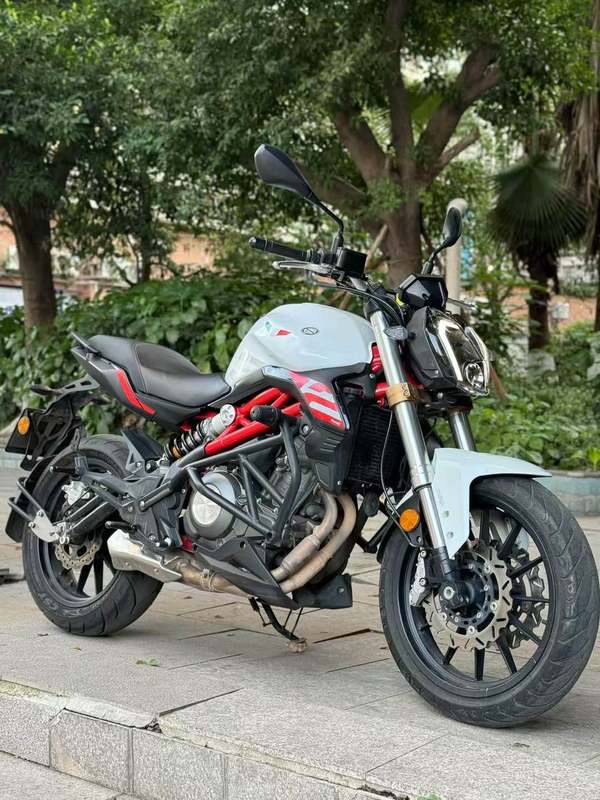 二手贝纳利蓝宝龙 BN302S