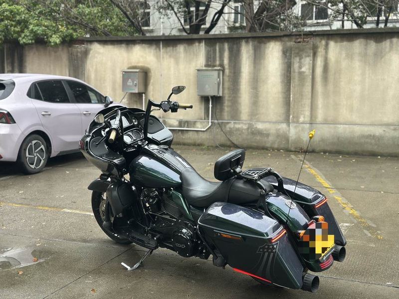 二手哈雷戴维森公路滑翔 Road Glide