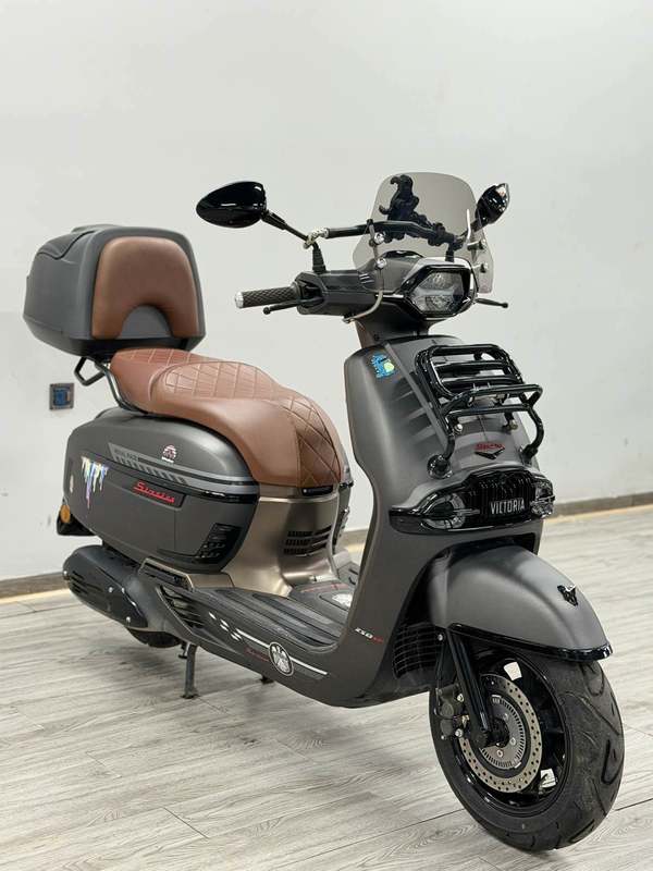 二手维多利亚Sixties 250Si