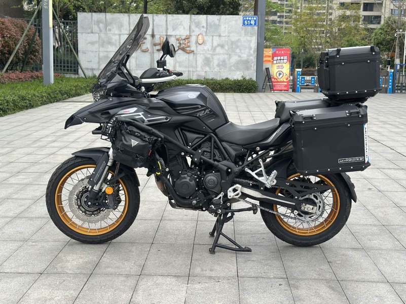 二手贝纳利TRK552