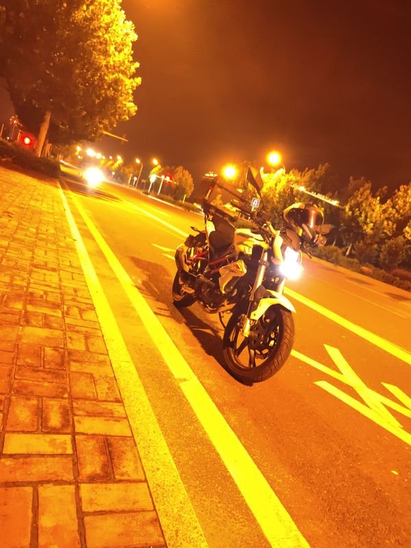 二手贝纳利红宝龙 TNT150i