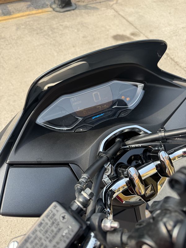 二手五羊本田PCX