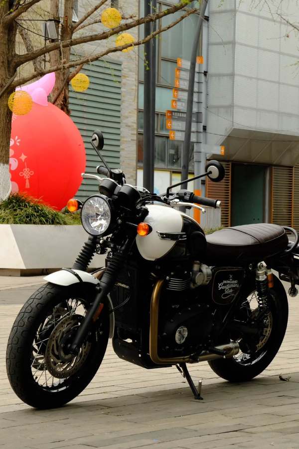 二手凯旋Bonneville T120