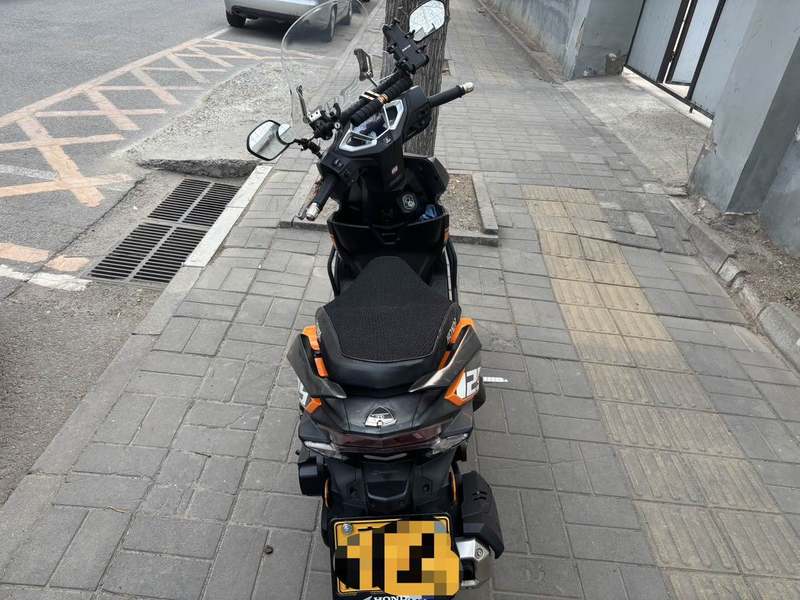 二手五羊本田NX125