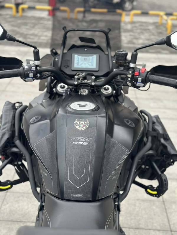 二手贝纳利TRK552