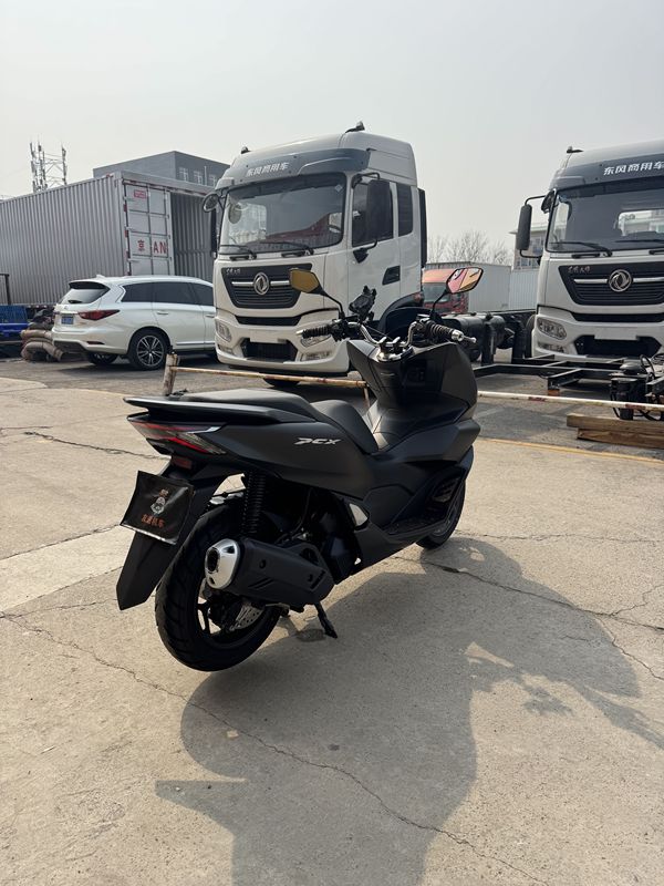 二手五羊本田PCX