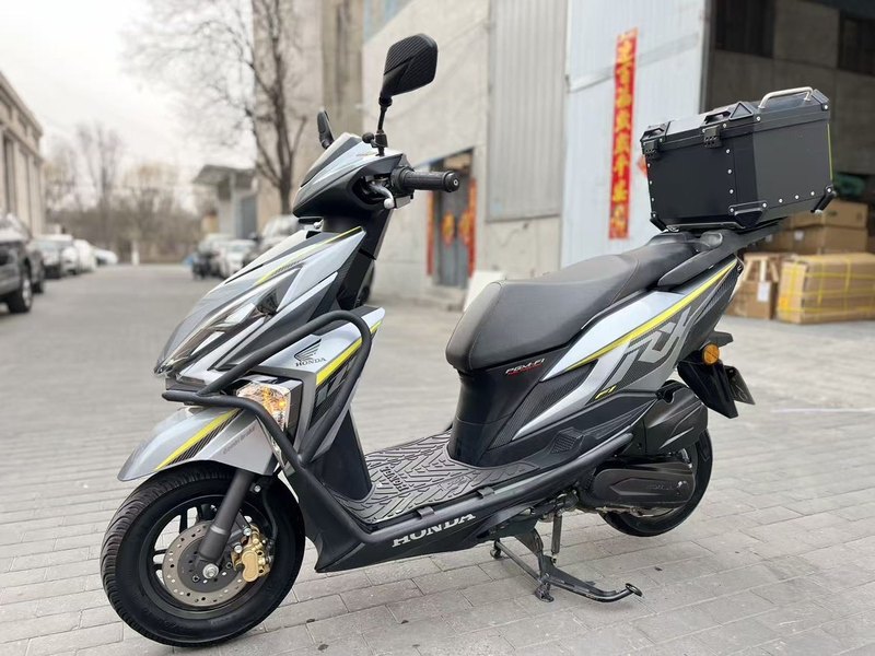 二手新大洲本田裂行 RX125Fi