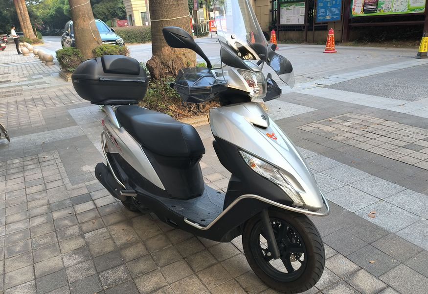 二手济南铃木优友 UU125i