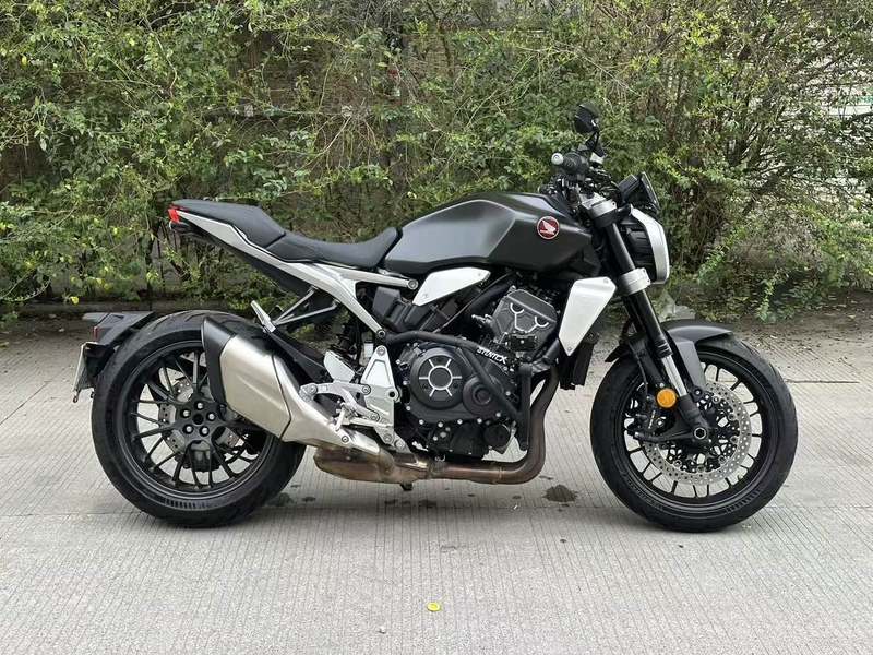 二手本田CB1000R