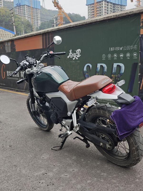 二手五羊本田鸷道 CB190SS