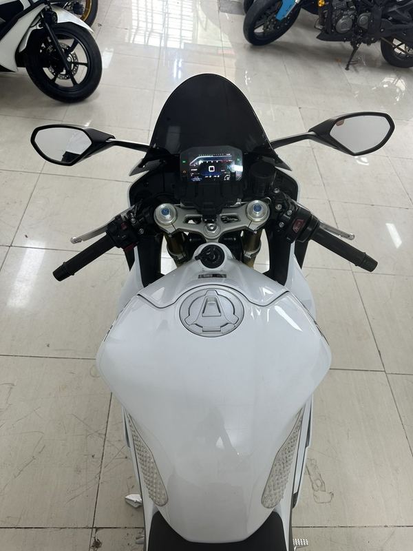 二手张雪机车500RR