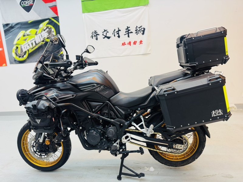 二手贝纳利TRK552