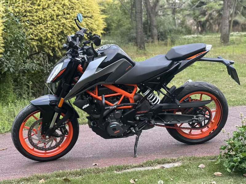二手KTMR2R390 Duke