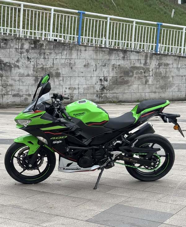 二手川崎Ninja 400