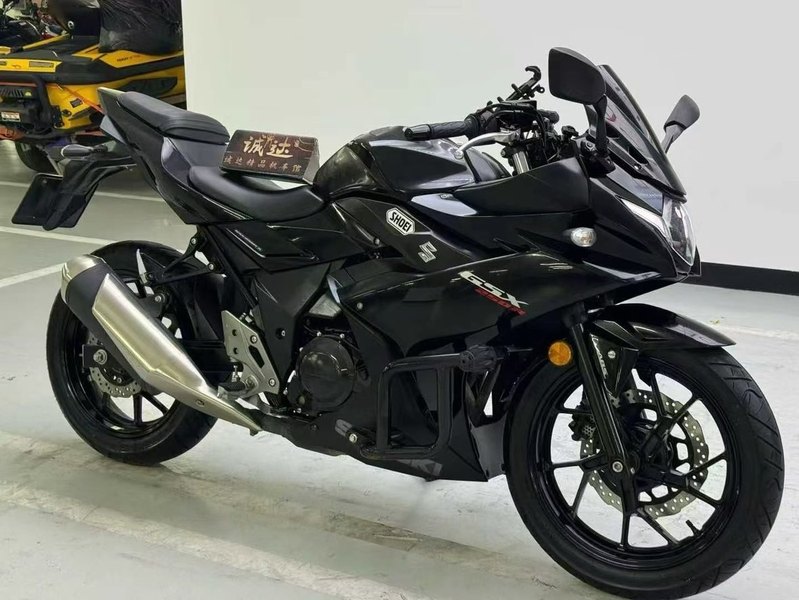 二手豪爵铃木GSX250R
