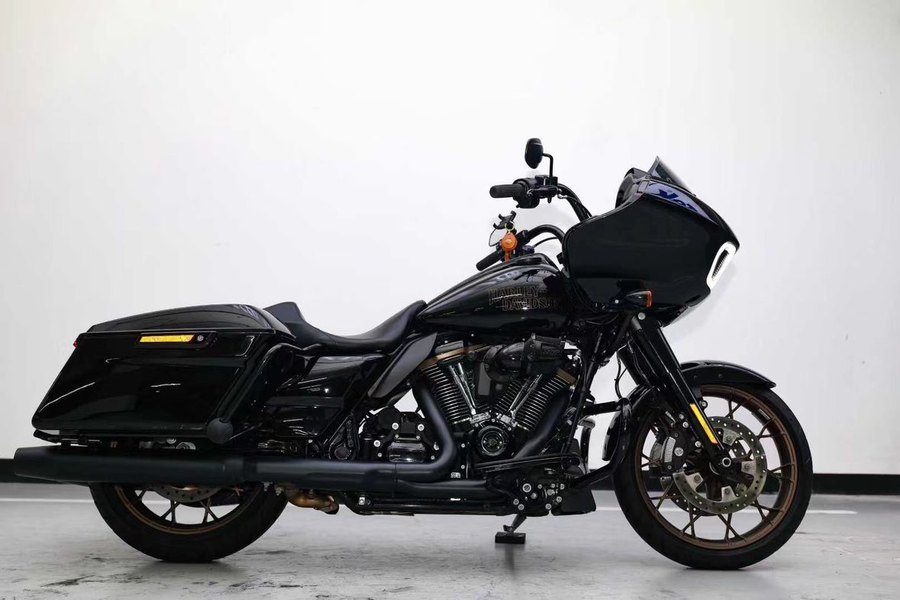 二手哈雷戴维森公路滑翔 Road Glide