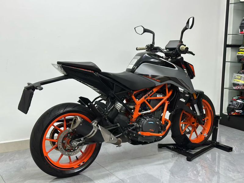 二手KTMR2R390 Duke