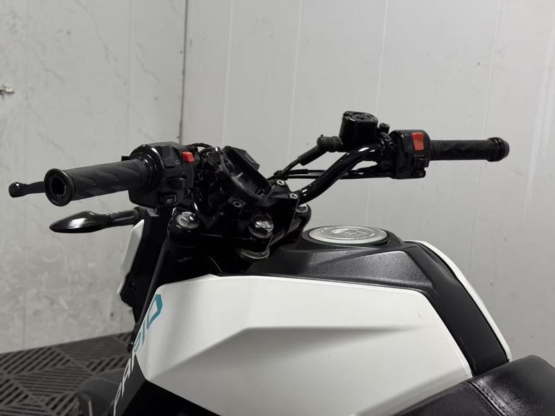 二手春风ST狒狒