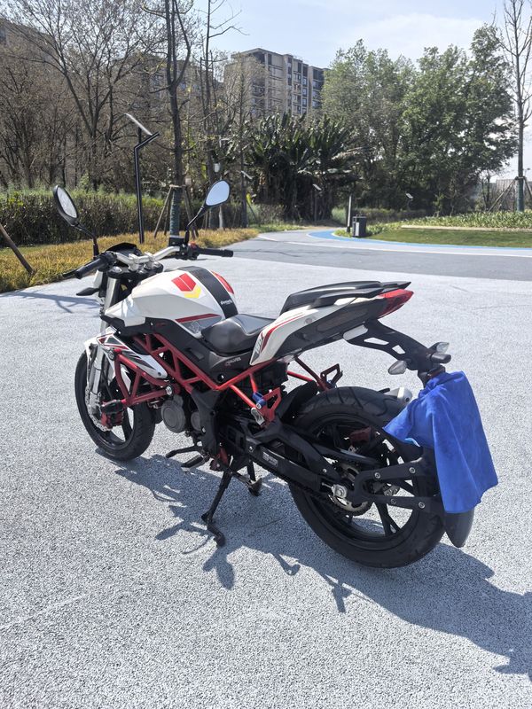 二手贝纳利红宝龙 TNT150i