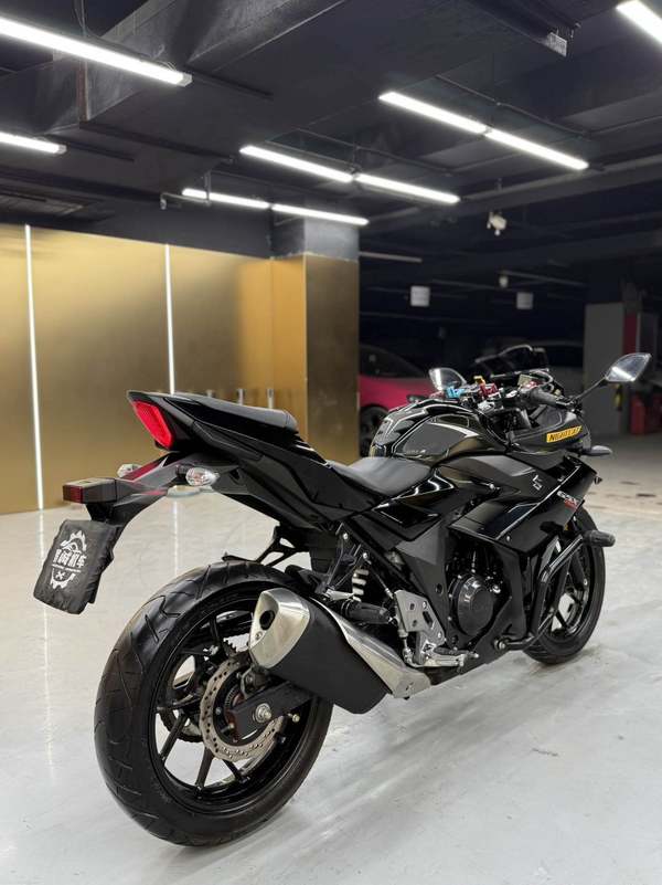 二手豪爵铃木GSX250R