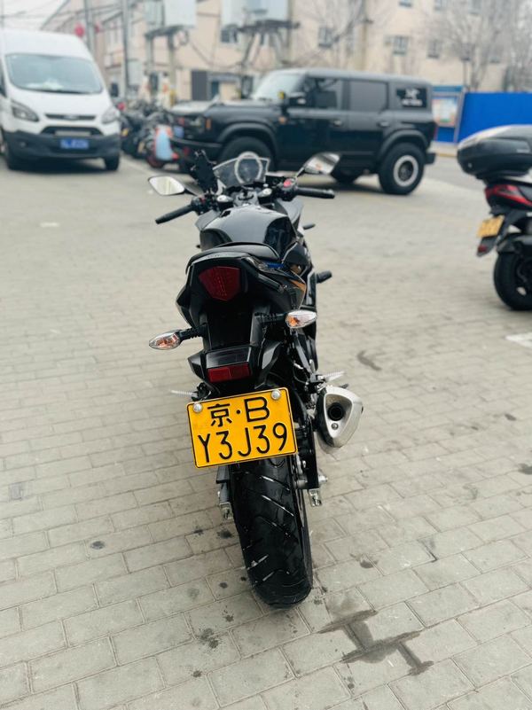 二手豪爵铃木GSX250R