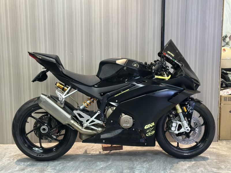 二手张雪机车500RR