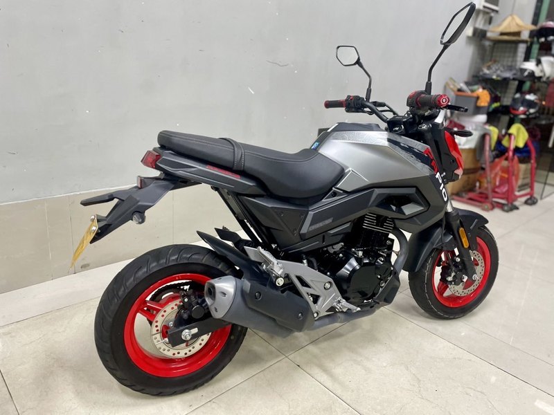 二手春风ST狒狒