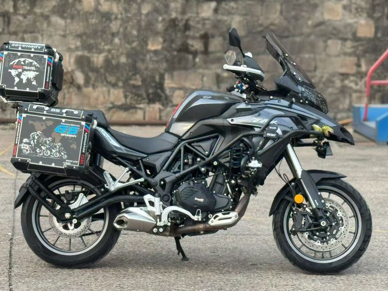 二手贝纳利金鹏 TRK502