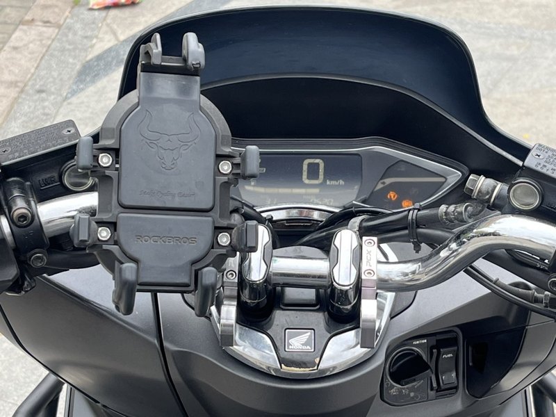 二手五羊本田PCX