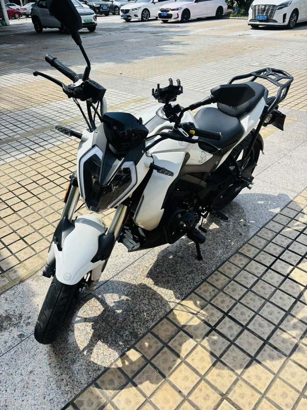 二手贝纳利小迅龙 BN150S