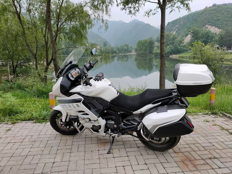 二手贝纳利600GC