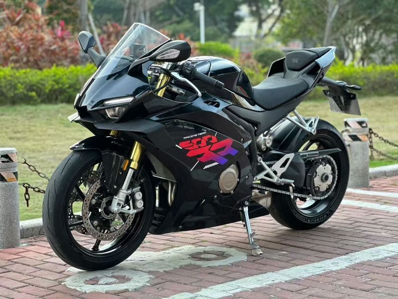 二手张雪机车500RR