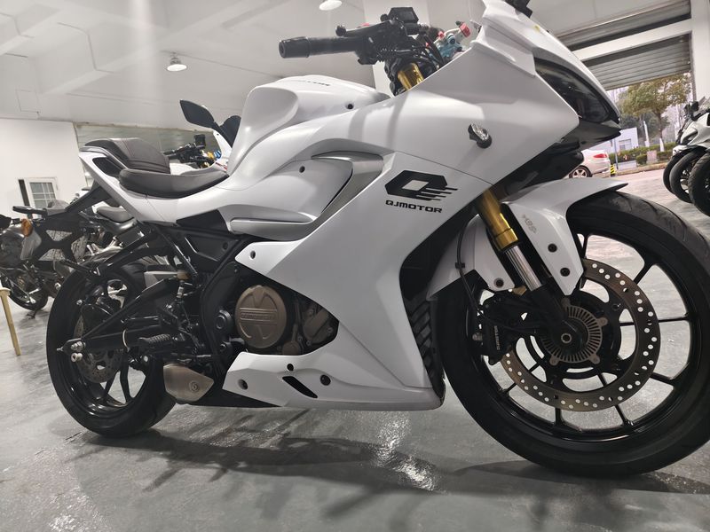 二手QJMOTOR赛250