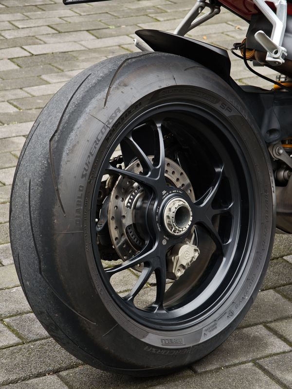 二手杜卡迪Street Fighter V4